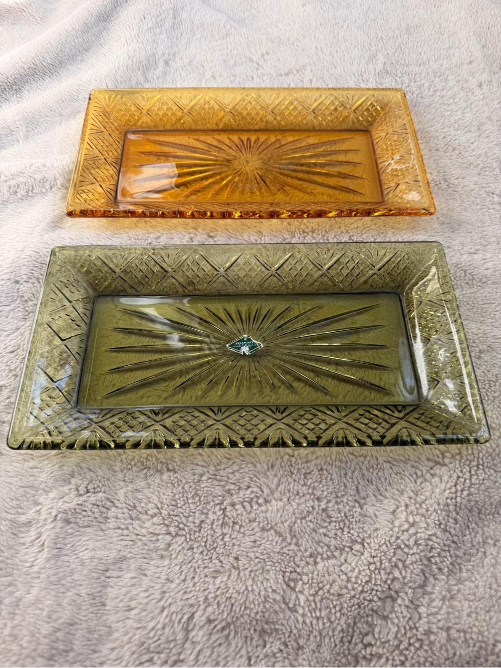 Rare Vintage Shannon Crystal by Godinger Dublin Set - Amber Yellow & Olive Green